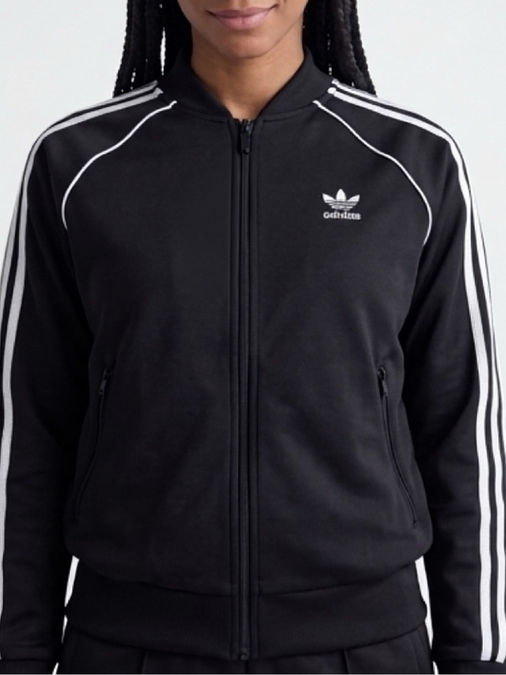 ICONIC 🖤 NWT Adidas SST Tracktop
Women’s Small • Black/White Stripes 🤍